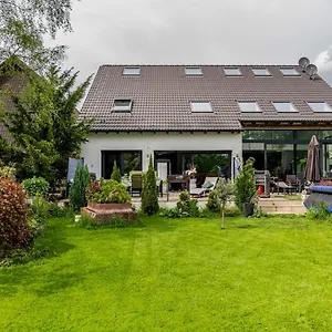 Wunderschöne Terrassenwohnung Mit Blick Ins Grüne! Meerbusch